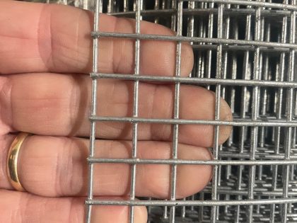 Welded mesh 15m, 36", 1/2" x 1/2" hole, 16g - £119.99 incl del.